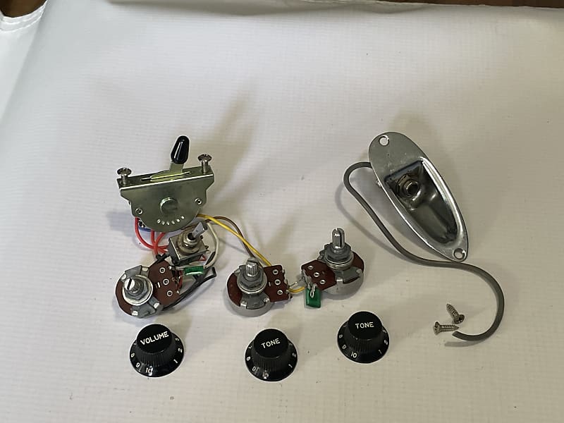 1984 Kramer Focus 3000 Stratocaster Guitar Reverb Deutschland