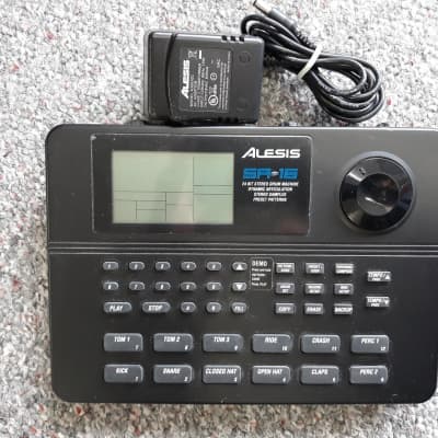 Alesis SR-16 Drum Machine - Consignment