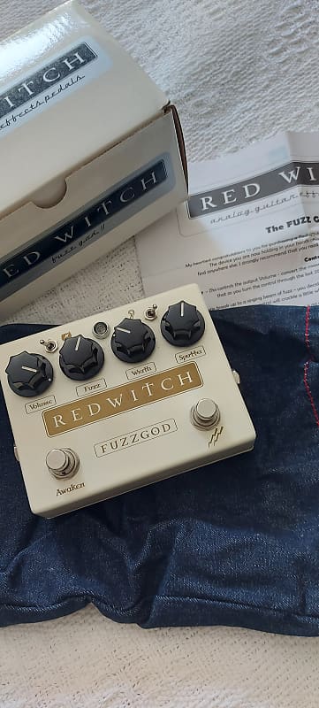 Red Witch Fuzz God II | Reverb UK