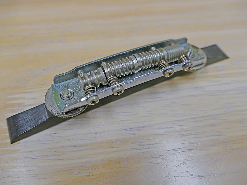 Vintage 60's Vox Bass Bridge Reverb