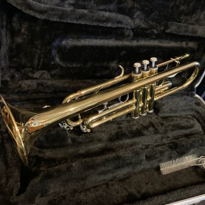 Roy Benson TR-403S, Trumpet W/ Case And Mouthpiece | Reverb