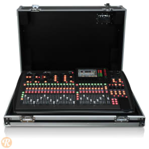 Behringer X32-TP 40-Input 25-Bus Digital Mixing Console Touring Package