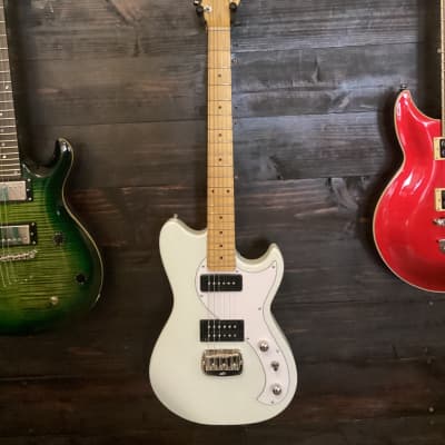 G&L Tribute Series Fallout