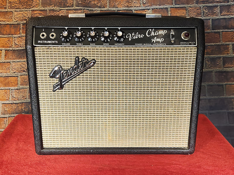Vintage 1967 Fender Vibro Champ 6-Watt 1x8" Guitar Combo Black Panel VERY Clean Amp! image 1