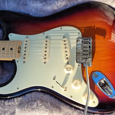 2016 Fender American Elite Stratocaster with Maple Fretboard Left-Handed image 3