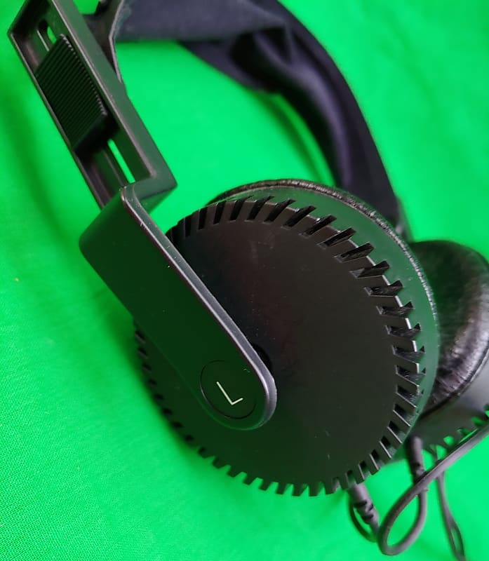 Vintage Yamaha HP-1 Orthodynamic Stereo Headphones / Japan