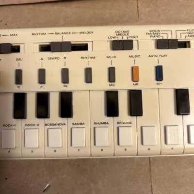 Casio VL-1 VL-Tone 29-Key Synthesizer Keyboard 1979-84 Good Condition. Display not working! image 5