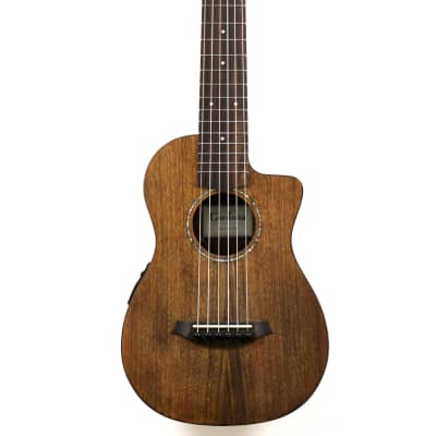 Cordoba mini online o travel guitar