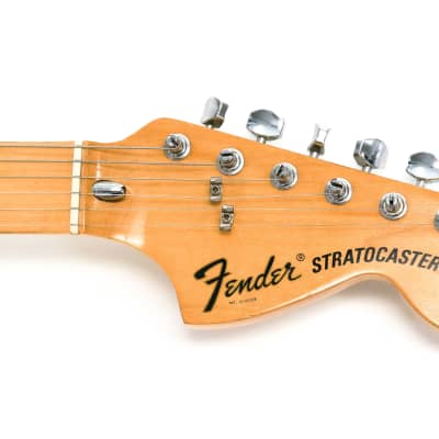 Fender Stratocaster クリーム Fender Player Stratocaster Buttercream（新品）【楽器検索
