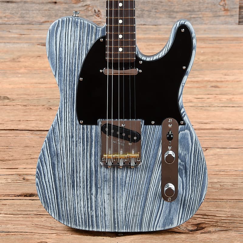 Fender Limited Edition American Performer Telecaster Sandblasted Ash Daphne  Blue 2019