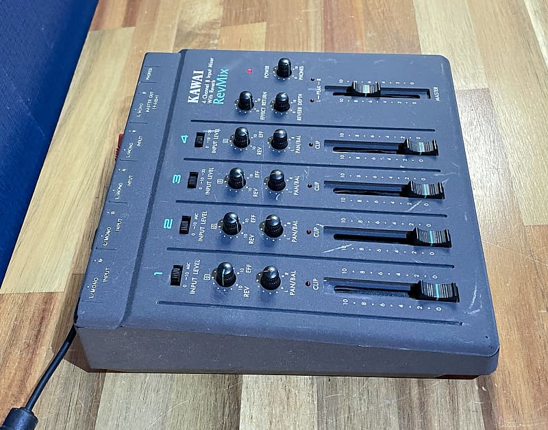 Kawai RevMix 4 Channel 8 Input Analog Mixer On-Board | Reverb Brazil