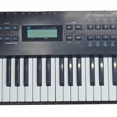 Alesis QS7.1 64 Voice Expandable Synthesizer