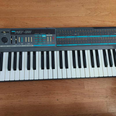 Retro Korg Poly 800 Synthesizer