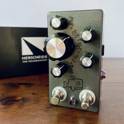 Reverb.com listing, price, conditions, and images for hungry-robot-the-moby-dick-v2