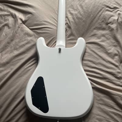 Epiphone Crestwood Custom Tremotone 2020 - Present - Polaris White image 6