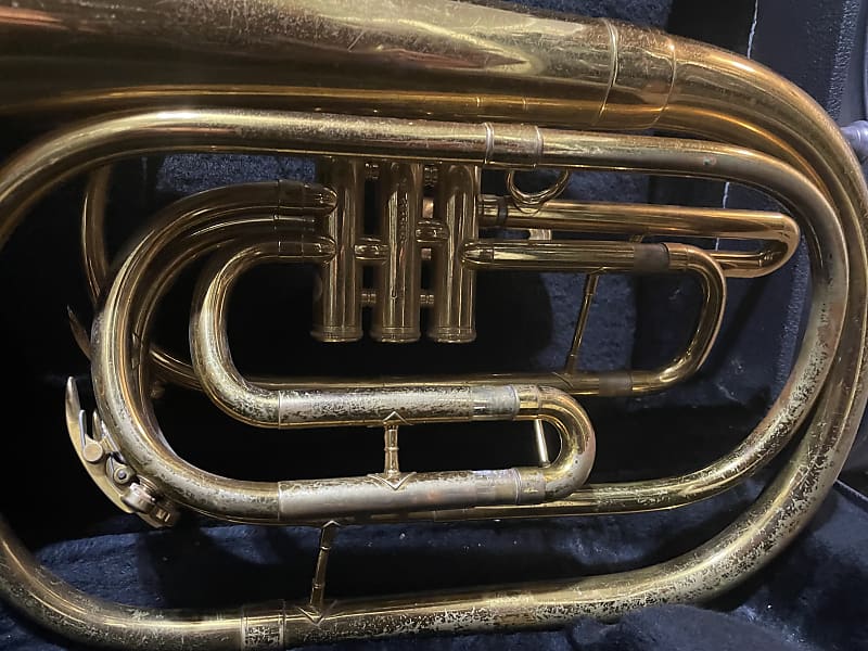 King 1122 Mellophone (Marching French Horn) - Brass | Reverb