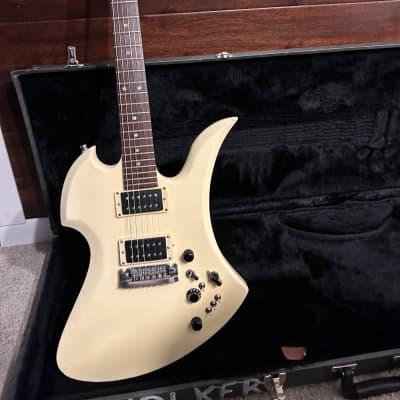 B.C Rich 日本製 white B.C. Rich White Electric Guitars for sale - eBay