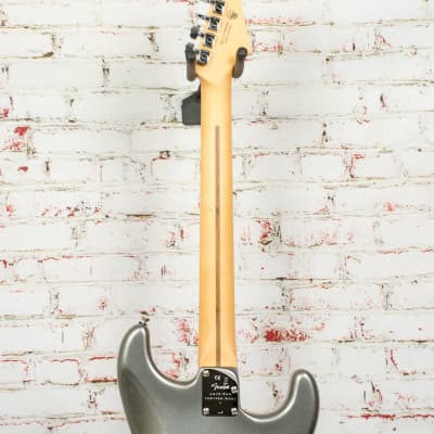 Fender - American Professional II Stratocaster® - Left-Handed Electric Guitar -  Maple Fingerboard - Mercury - w/ Deluxe Hardshell Case image 6
