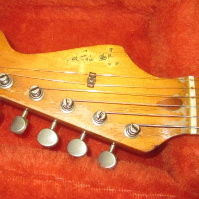 1982 Fender '57 Re-Issue American Vintage Stratocaster (1957 reissue) Sunburst image 9