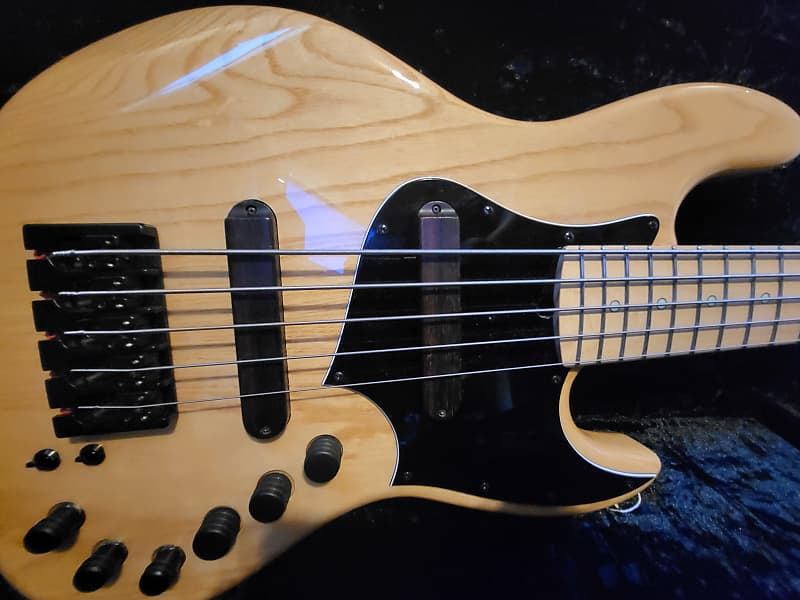 Xotic XJ-1T 5st 