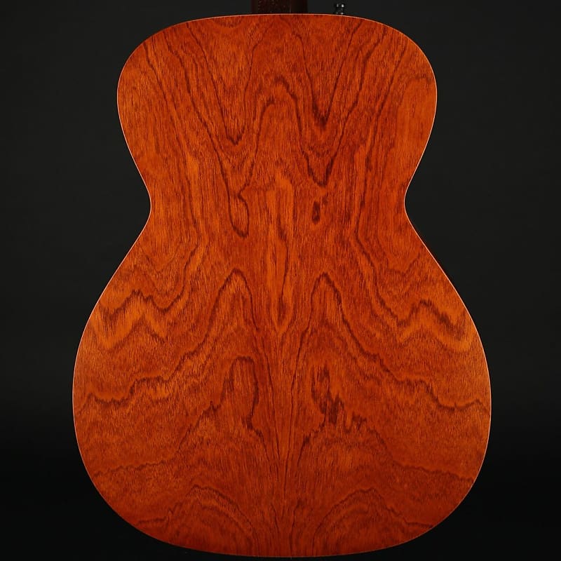 Art & Lutherie Legacy Q-Discrete Electro Acoustic Guitar in