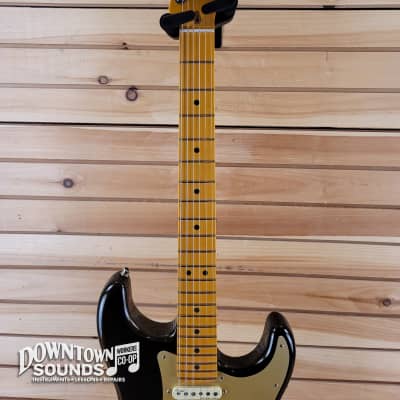 Fender American Ultra Stratocaster with Fender Molded Hardshell Case - Texas Tea image 4