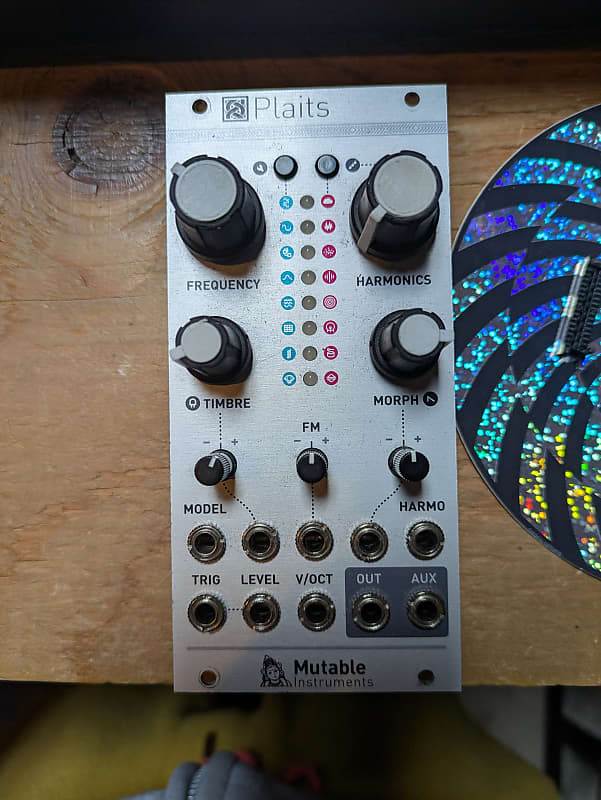 Mutable Instruments Plaits