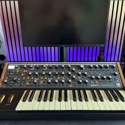 Moog Sub 37 Tribute Edition 2010s - Black
