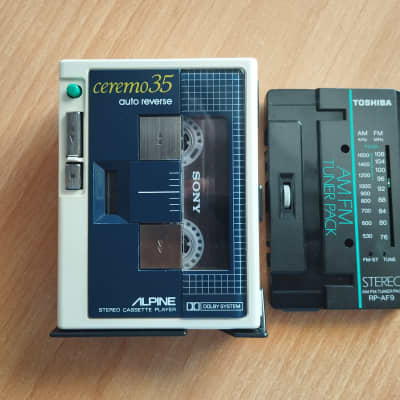 Toshiba Walkman radio cassette player Walky KT AS1 good