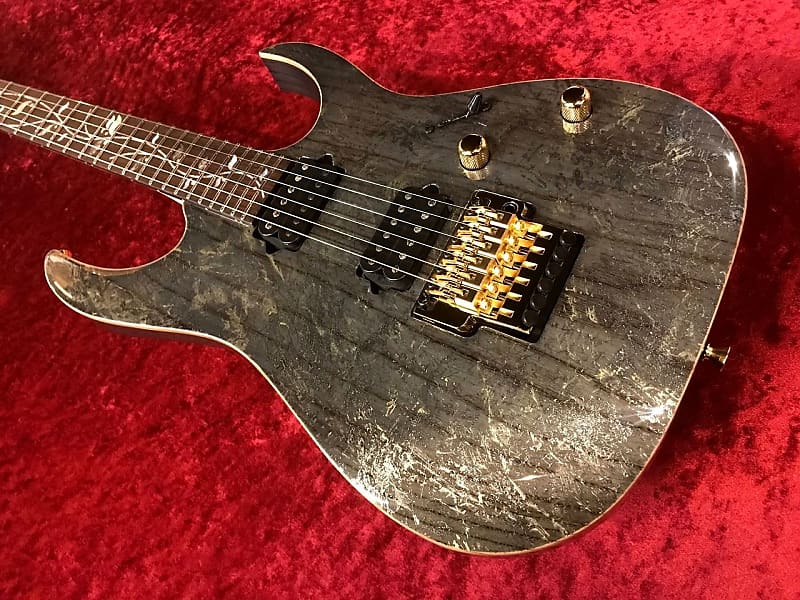 ギター Ibanez j.custom RG8020G-BQZ 1pcアッシュ・ボディとカスタム・フィニッシュで完成するj