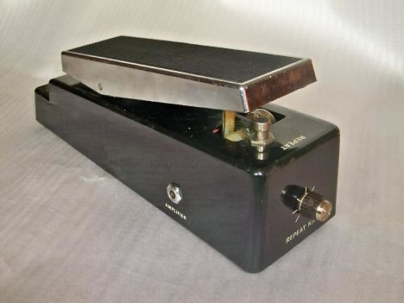 Elka Dizzy Master 1967 vintage 3 effects Wah Repeat Fuzz Ultra Rare