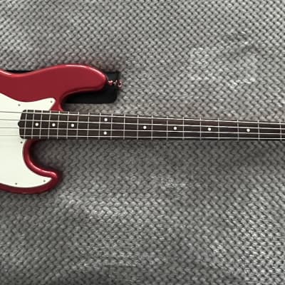 Fender Fender American Professional Jazz Bass 2020 - Candy Apple Red with Rosewood Fingerboard for sale