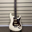 Fender American Professional II Stratocaster Olympic White with Rosewood Fingerboard 2022