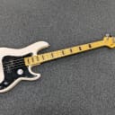 G&L Tribute Series LB100 Electric Bass 2021 Olympic White