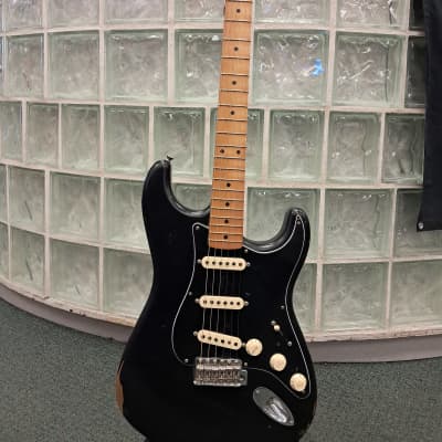 Fender Road Worn '50s Stratocaster - Black with Maple