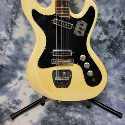 Vintage RARE 1966 Japan Pleasant SE 218 Shinko Gakki Made Electric Guitar Faded White Pro Setup New Strings Gigbag image 2