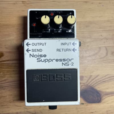 超美品】BOSS NS-2 Noise Suppressor ノイズサプレッサー BOSS NS-2ノイズ・サプレッサーの多彩な活用法 - BOSS Articles