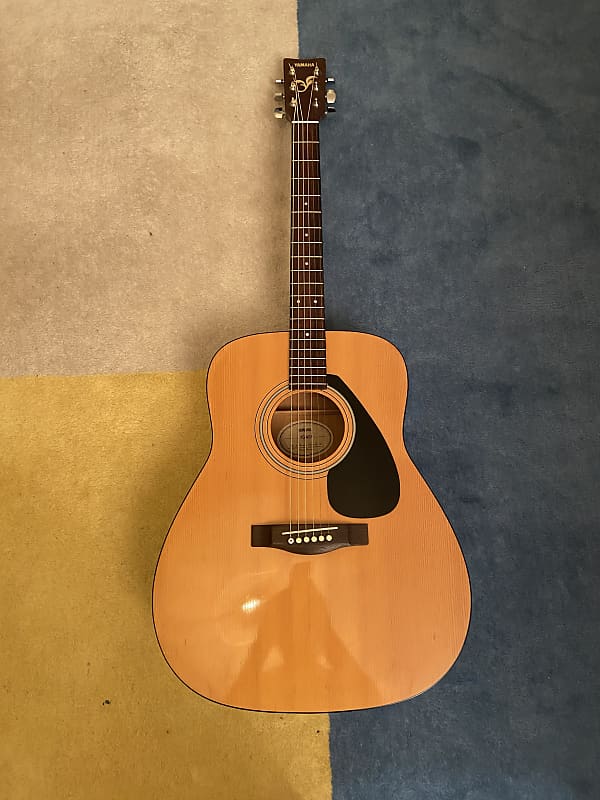 Yamaha FG-401 Made in Taiwan