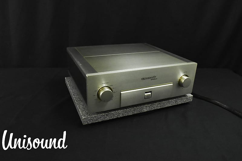 Pioneer Exclusive C7 Stereo Preamp in Very Good condition