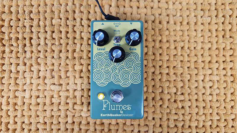 EarthQuaker Devices Plumes Small Signal Shredder