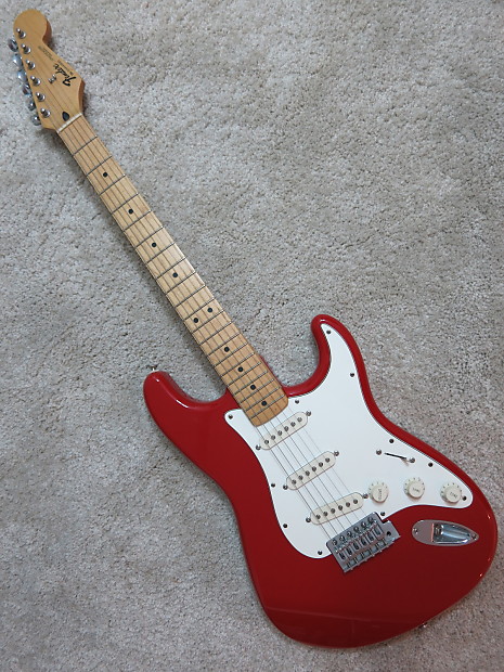 1999 Fender Guitar Stratocaster Cherry Red MIM Made In Mexico Super Clean
