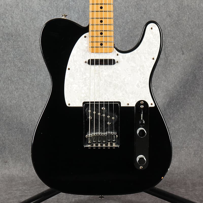 2nd hand fender deals telecaster