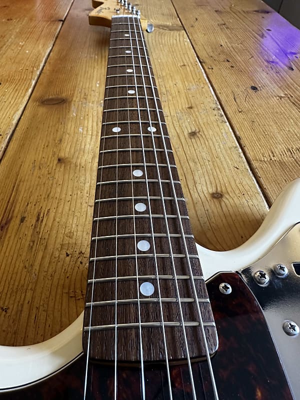 LEFTY! Fender Japan Jaguar Left Handed 1966 Reissue 2005 LEFTY! Fender Japan Jaguar Left Handed 1966 Reissue 2005