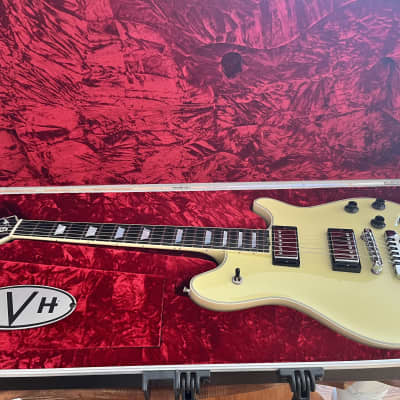 EVH Wolfgang USA Custom Shop Only 66 Made ! image 2