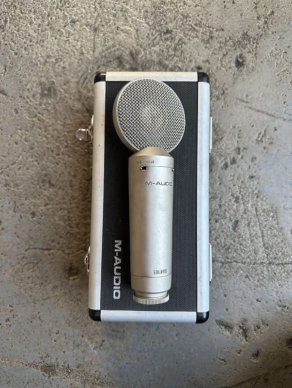 M-Audio Solaris Large-Diaphragm Multi-Pattern Condenser Mic