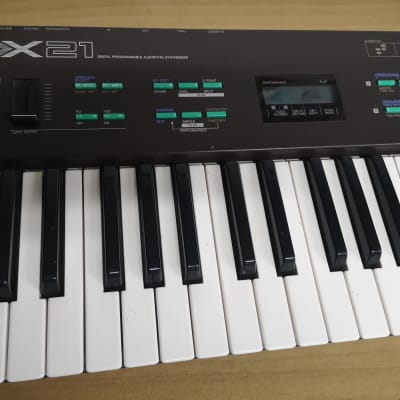 Yamaha DX21 Digital FM Synthesizer image 5