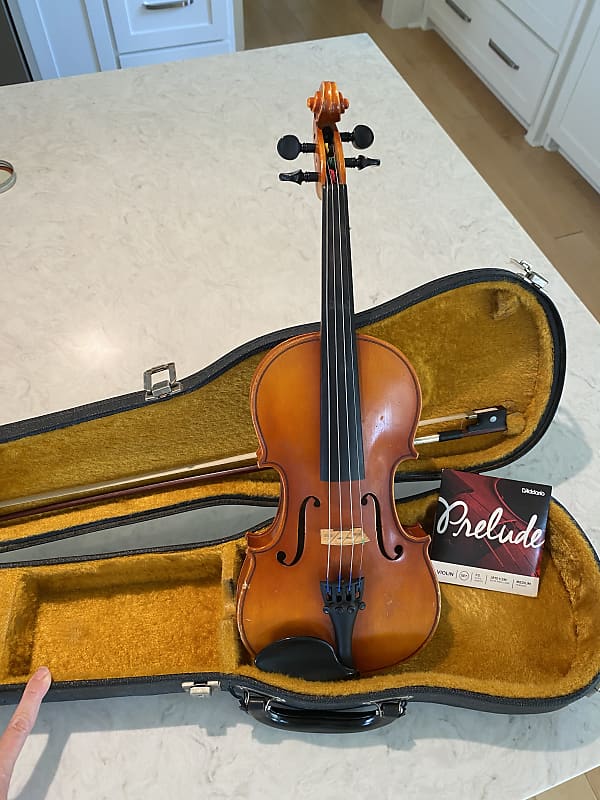 Suzuki No. 280, 1/2 size student Violin, 1983 | Reverb