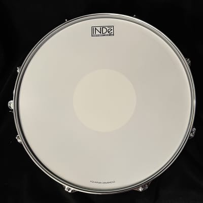 INDe 5.5x15 Maple 2019 Natural satin maple snare image 4