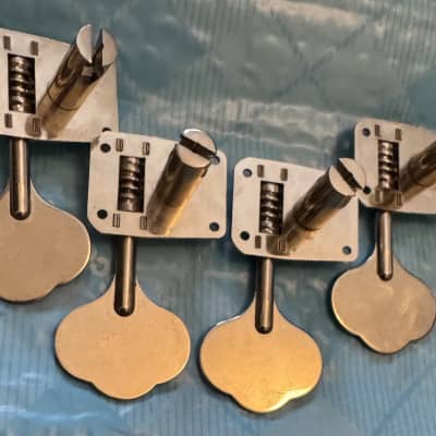 Fender Mustang bass tuners with screws 1998 - Chrome image 6