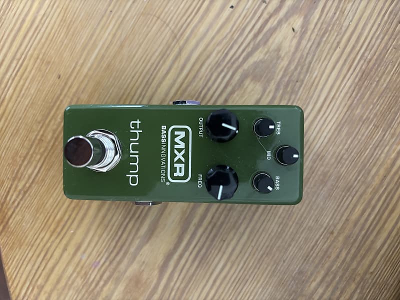 MXR M281 Thump Bass Preamp